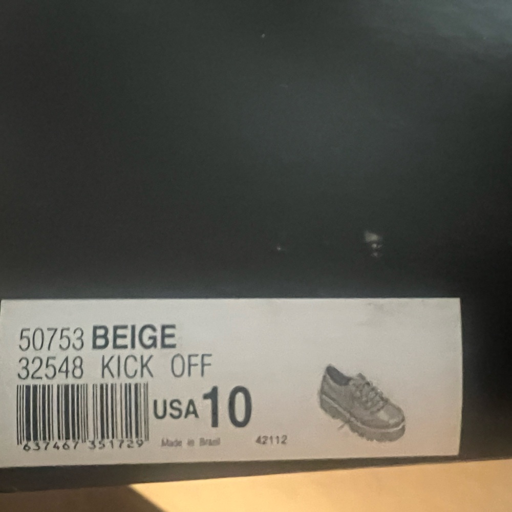 Mellissa beige Kickoff shoes NWT - Picture 5 of 8